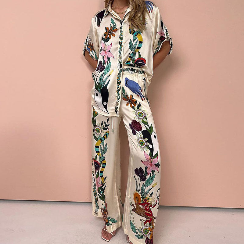 A two-piece casual women's set with printed and color-blocked designs, tight waist pockets and wide legs