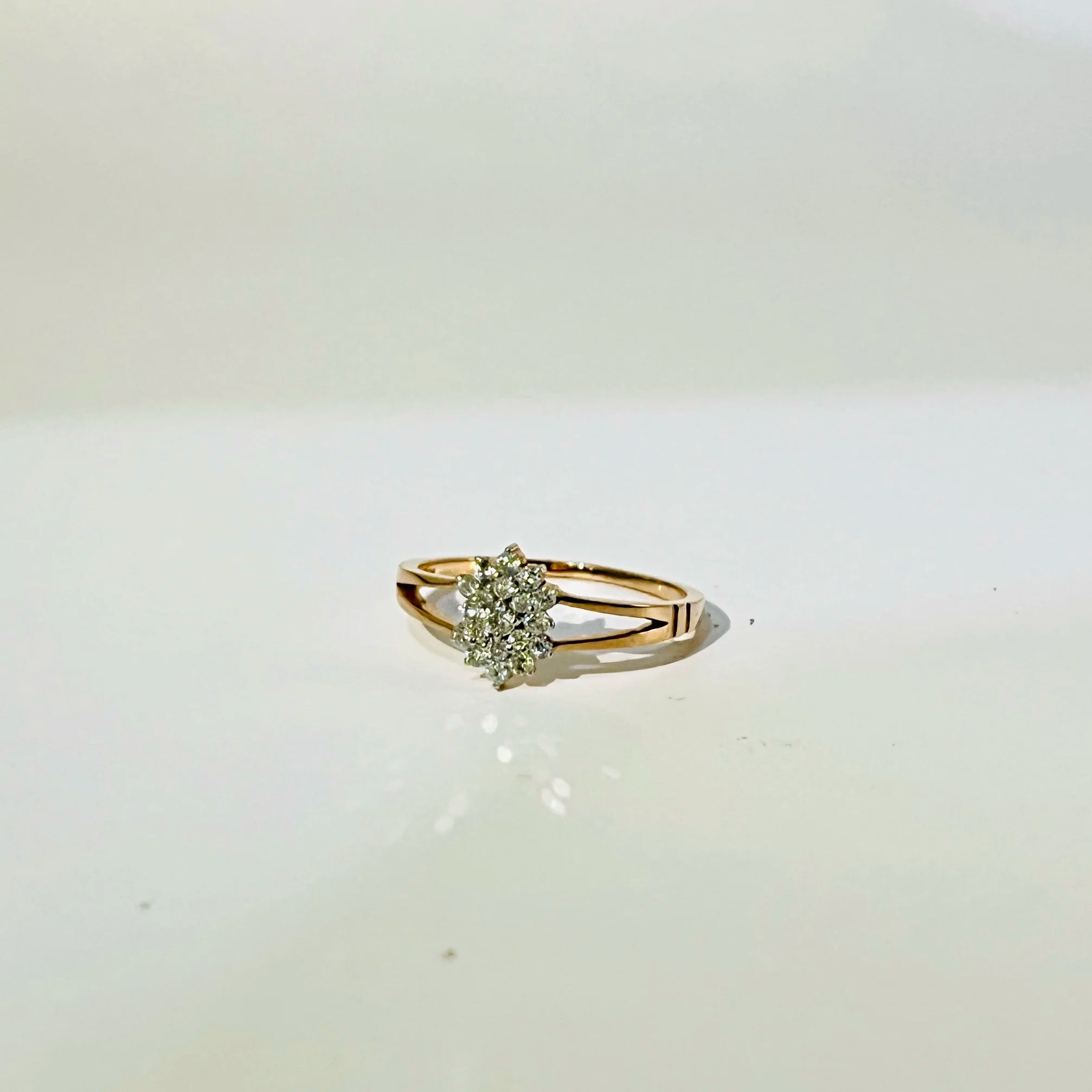 14K Yellow Gold Natural Freshwater Pearl Semi Mount Classic Engagement Wedding Party Ring Brilliant Accents Flower Lapped GGL
