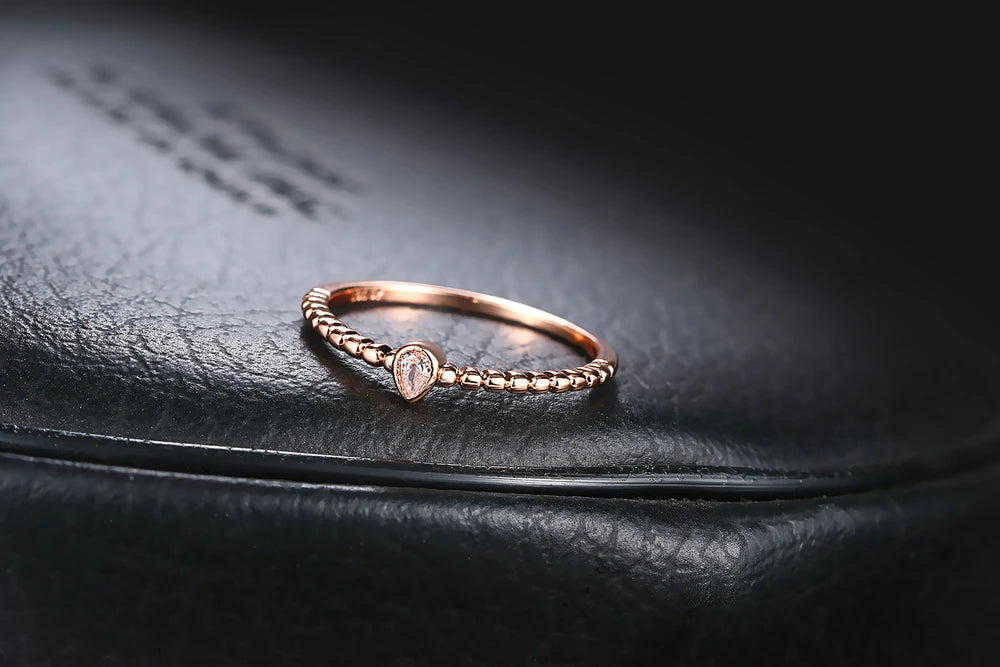 Dainty Ring For Women Simple Thin Crystal CZ Water Drop Rose Gold Color Sliver Color Proposal Gift Fashion Jewelry R421 R423