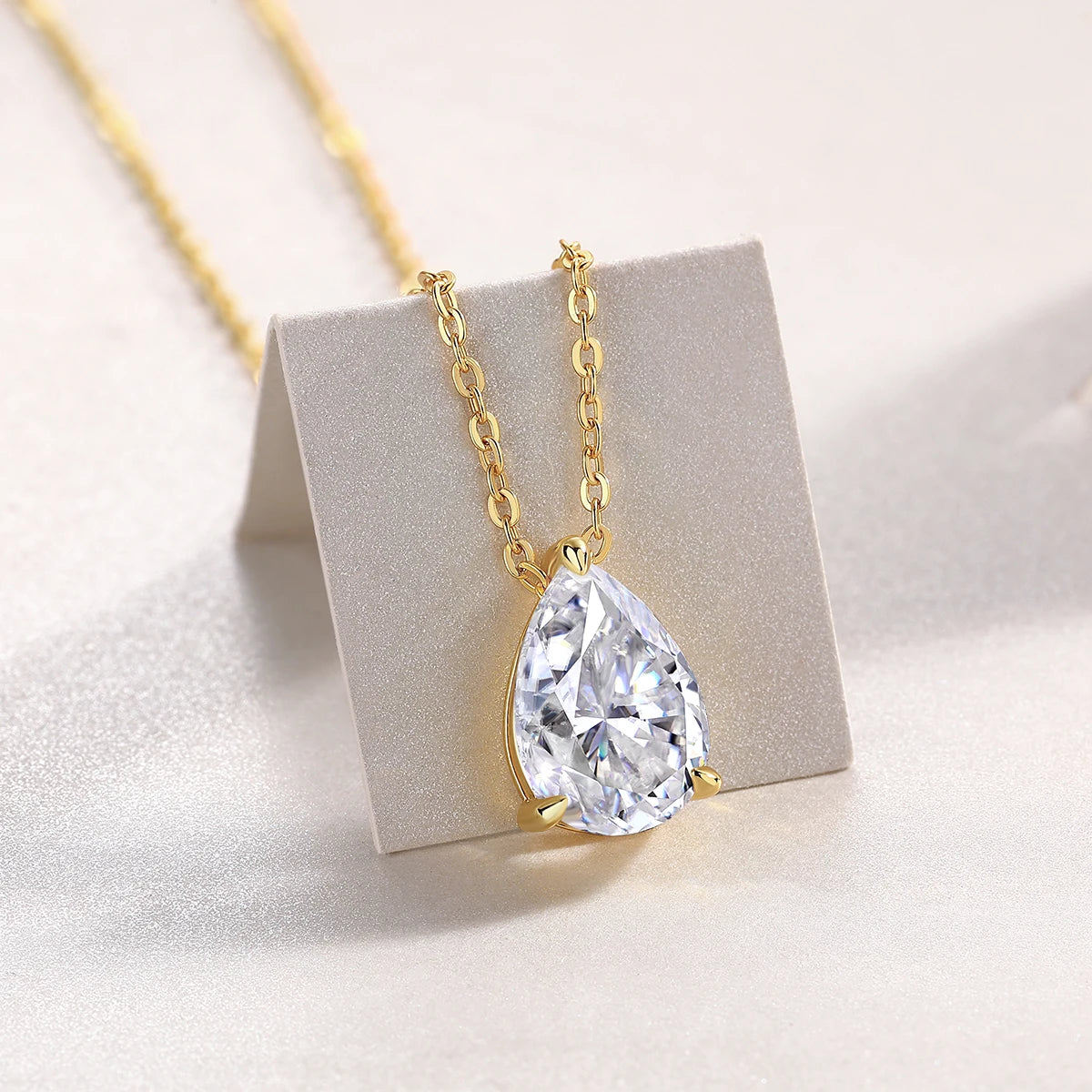 New Women's Trendy 925 Silver Overlapping Necklace Winter Water Drop Pear Moissanite Pendant Gold Plating Jewelry Necklace