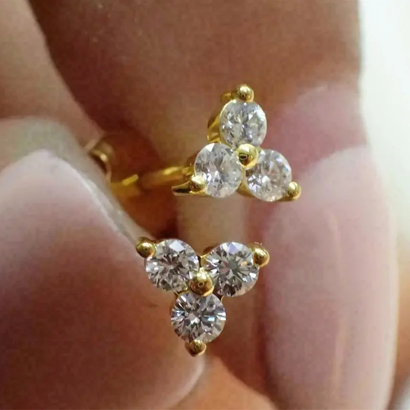 E3926 White Gold Stud Earrings Round Zircon Flower Design Claw Setting Women's Classic Fashion Jewelry