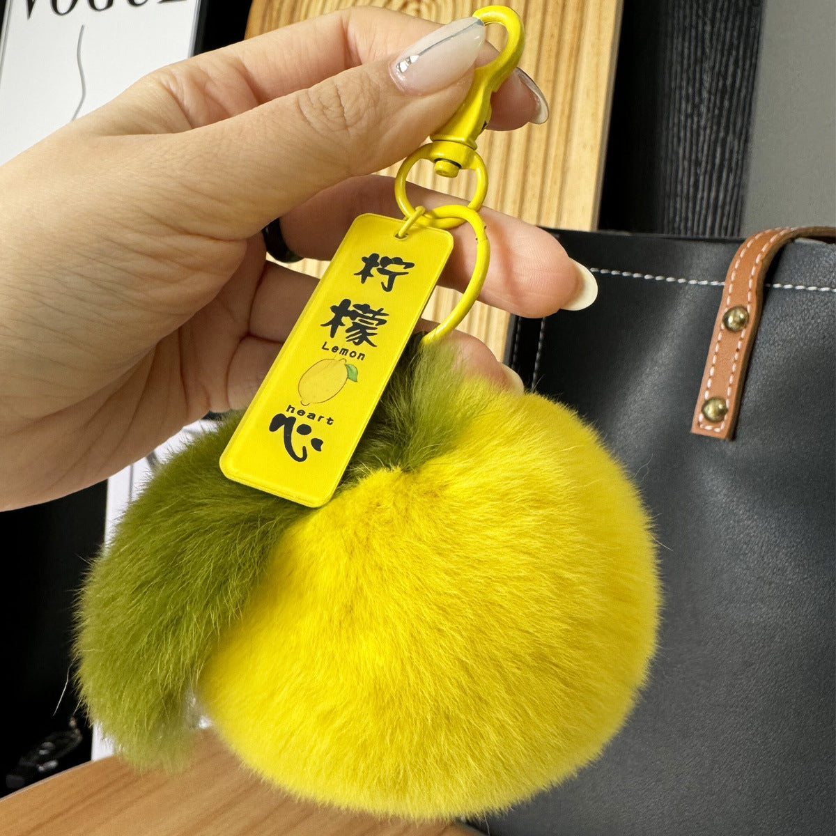 Wholesale real rex rabbit fur small lemon mobile phone pendant lemon heart car keychain plush schoolbag bag pendant gift