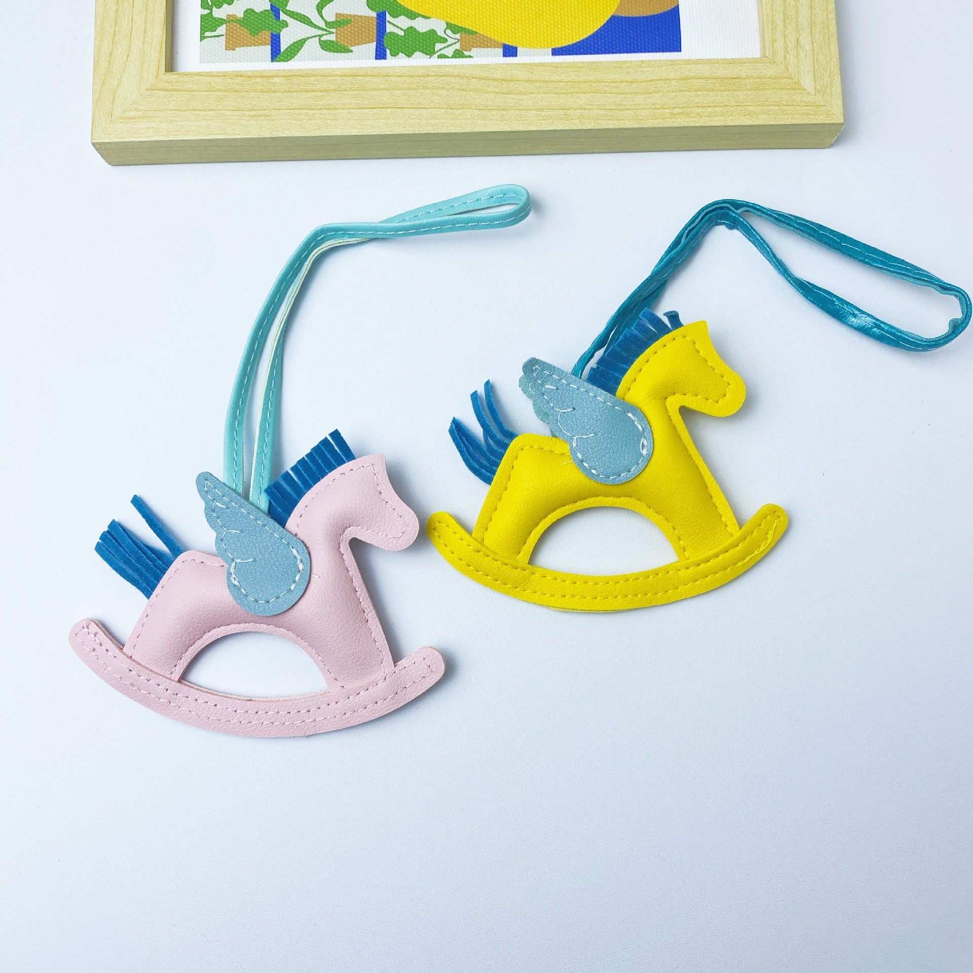 Multicolor in stock PU Leather Trojan Horse Keychain Creative Key Chain Rocking Horse Bag Pendant Cute Small Gift