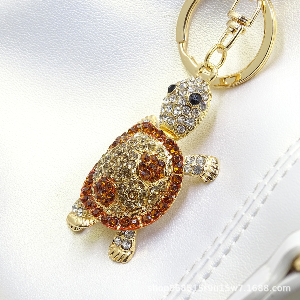 Chinese style creative diamond-encrusted turtle car keychain women's bag pendant metal key ring small gifts wholesale