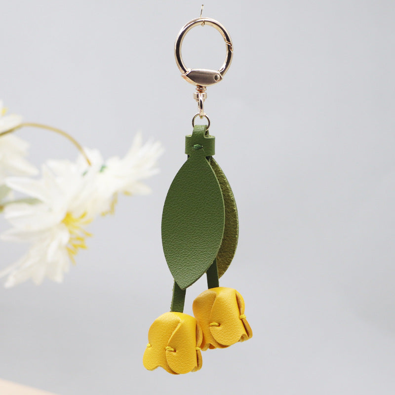 Little red book with tulip keychain cute personality car key bag pendant can be printed logo factory direct sales