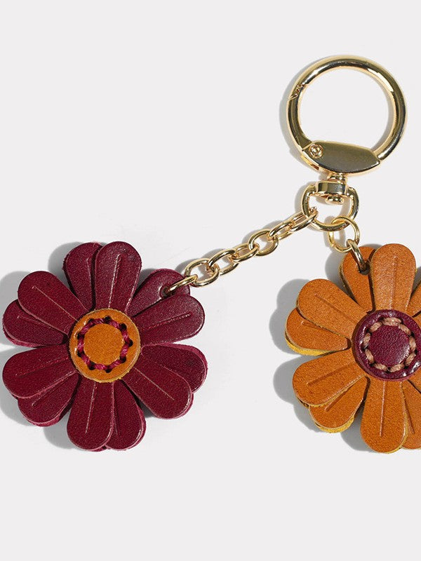 High-End Vegetable Tanned Leather Gd Daisy Keychain Pendant Genuine Leather Chrysanthemum Bag Accessories Ins Trendy Set