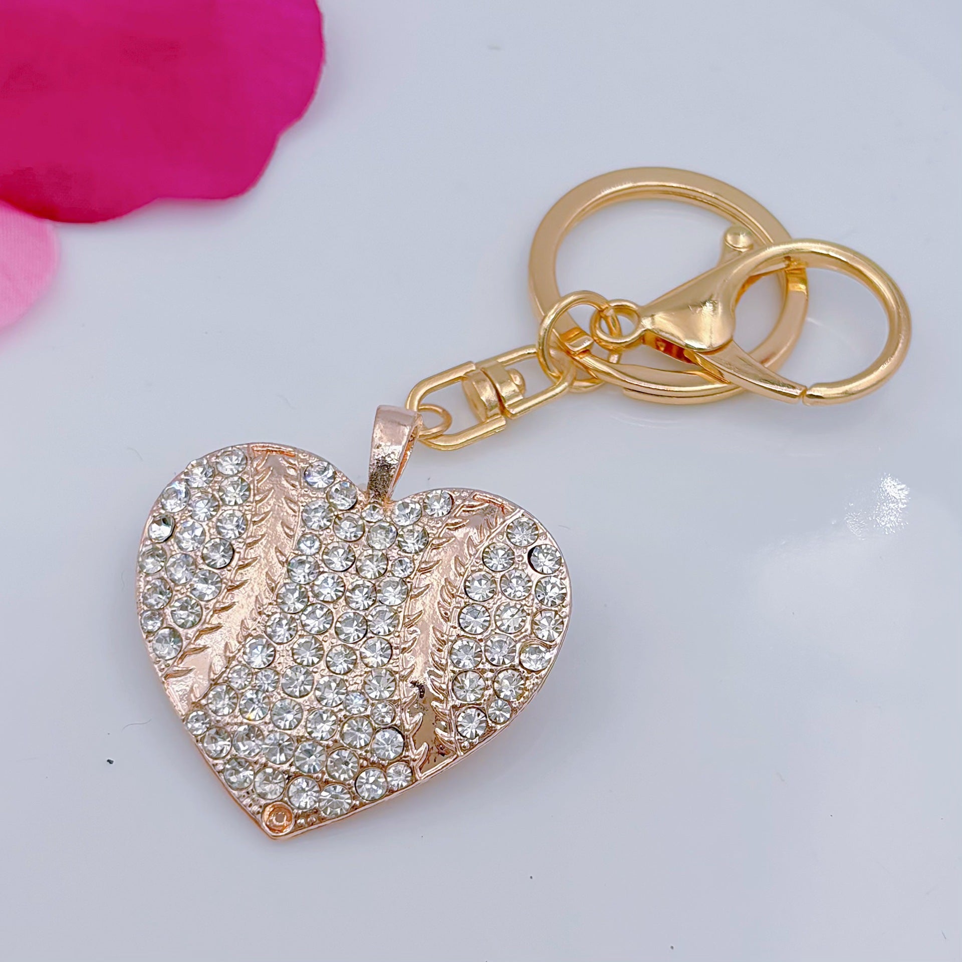 [Clearance specials] Cross-border European and American alloy diamond-encrusted cute animal keychain car pendant bag pendant
