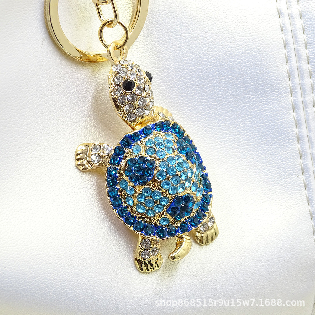 Chinese style creative diamond-encrusted turtle car keychain women's bag pendant metal key ring small gifts wholesale