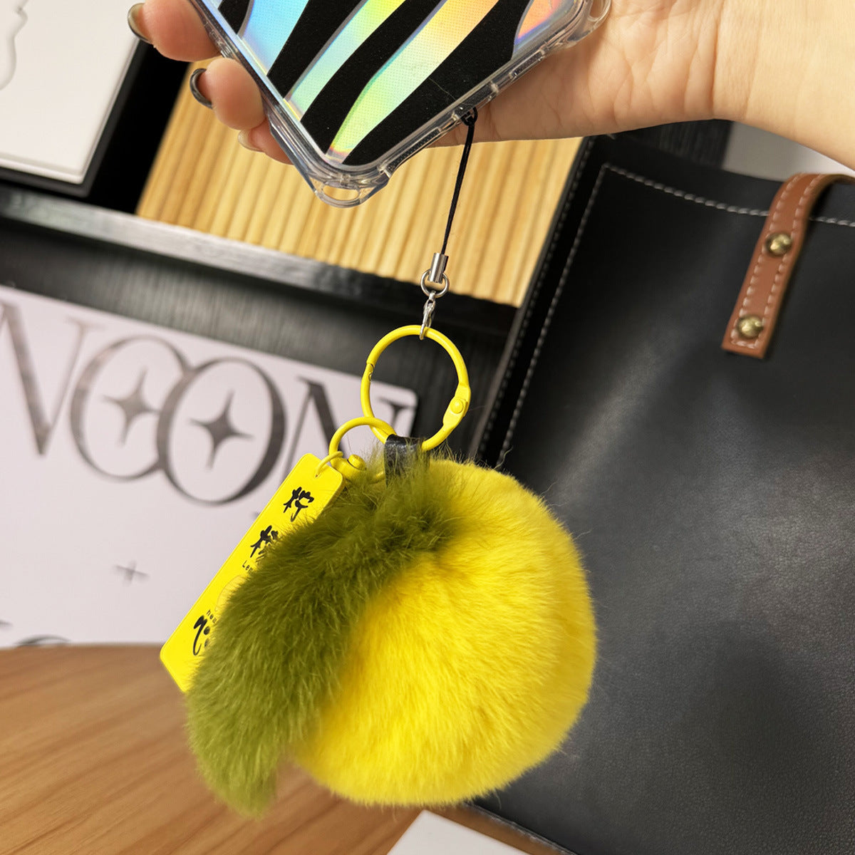 Wholesale real rex rabbit fur small lemon mobile phone pendant lemon heart car keychain plush schoolbag bag pendant gift
