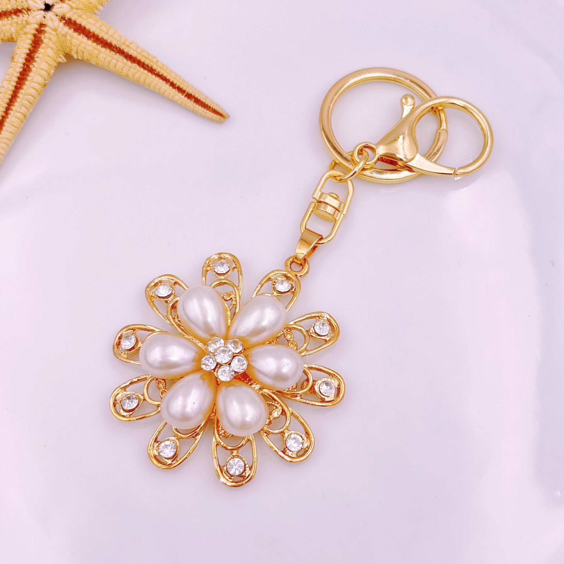 [Clearance specials] Cross-border European and American alloy diamond-encrusted cute animal keychain car pendant bag pendant