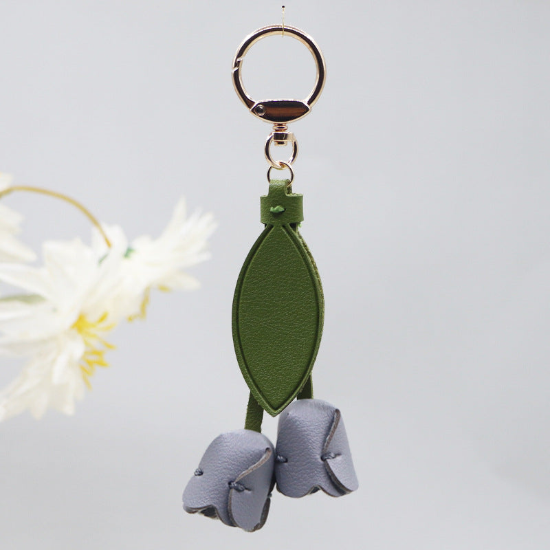 Little red book with tulip keychain cute personality car key bag pendant can be printed logo factory direct sales