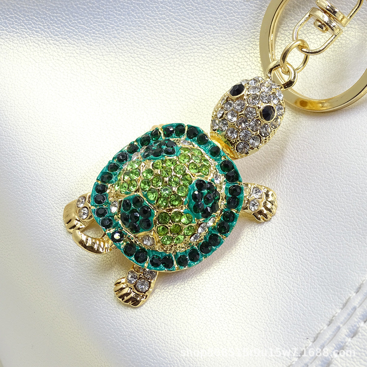 Chinese style creative diamond-encrusted turtle car keychain women's bag pendant metal key ring small gifts wholesale