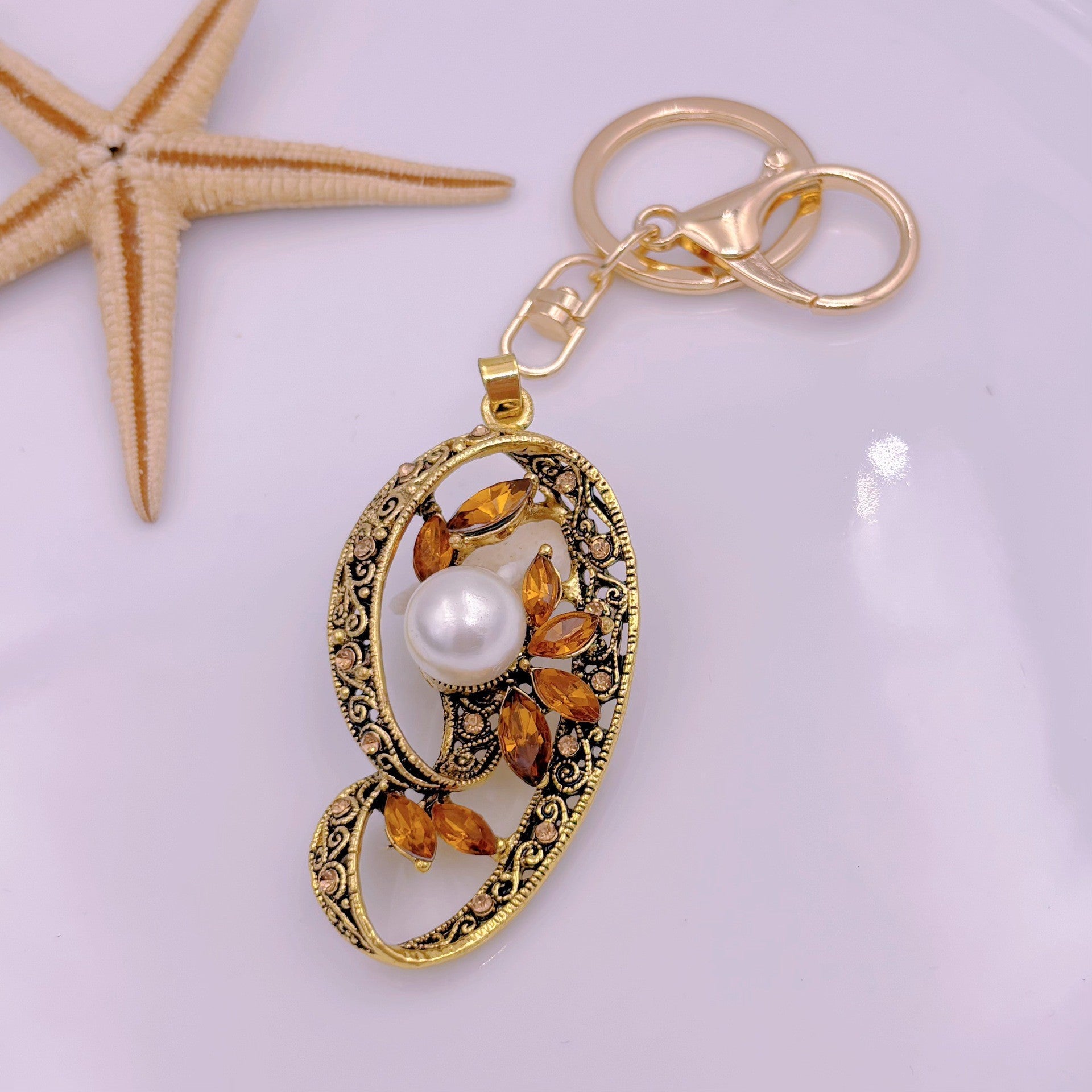 [Clearance specials] Cross-border European and American alloy diamond-encrusted cute animal keychain car pendant bag pendant