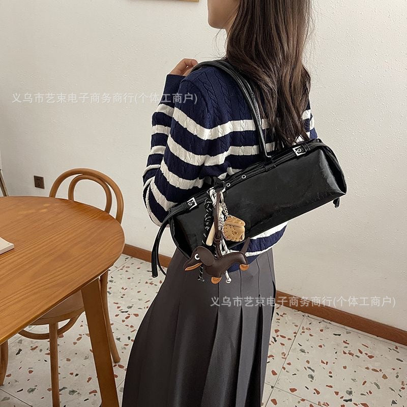 Cross-border Miu Bag Pendant Dachshund Doll Pendant School Bag Car Pendant Advanced Sense Keychain Gift