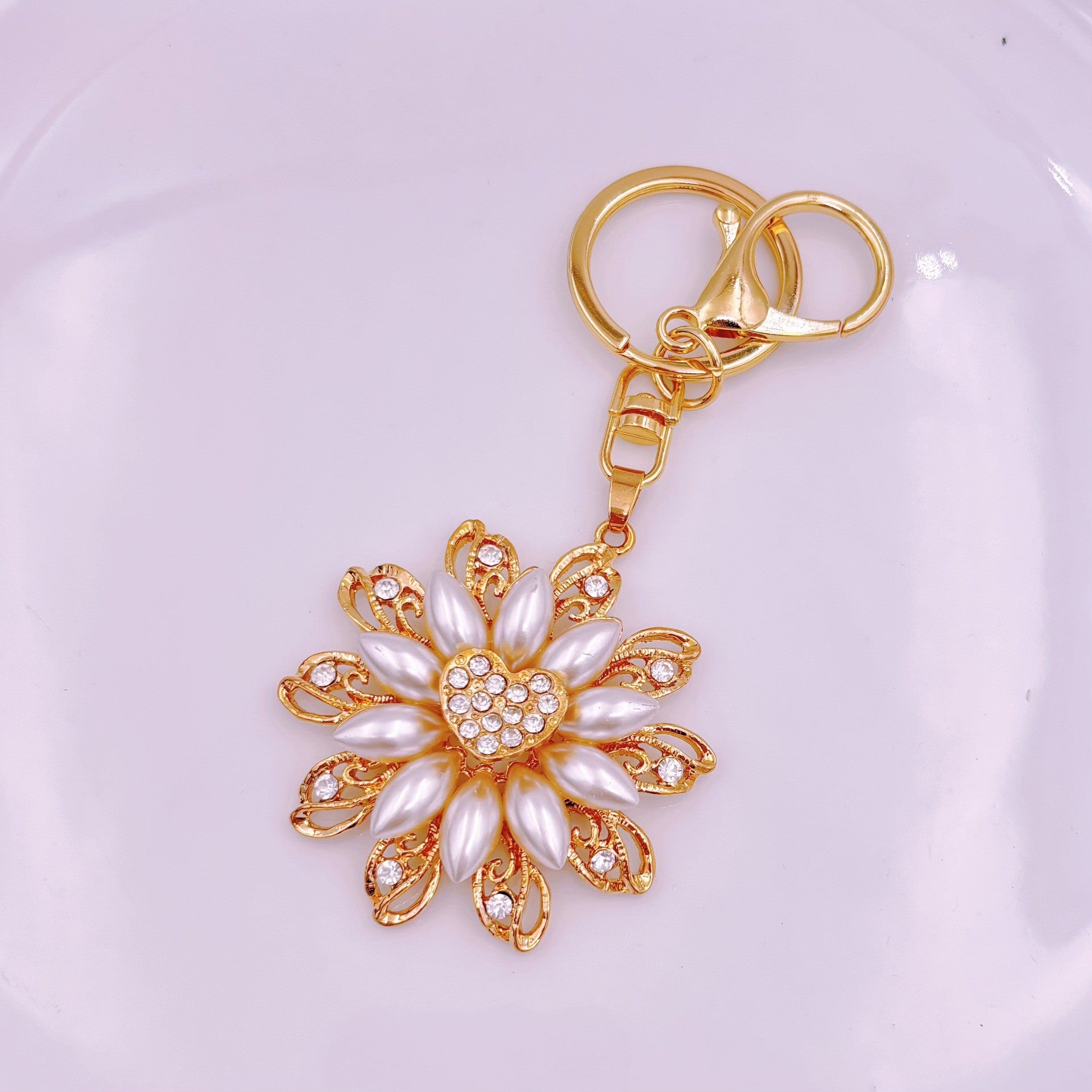 [Clearance specials] Cross-border European and American alloy diamond-encrusted cute animal keychain car pendant bag pendant