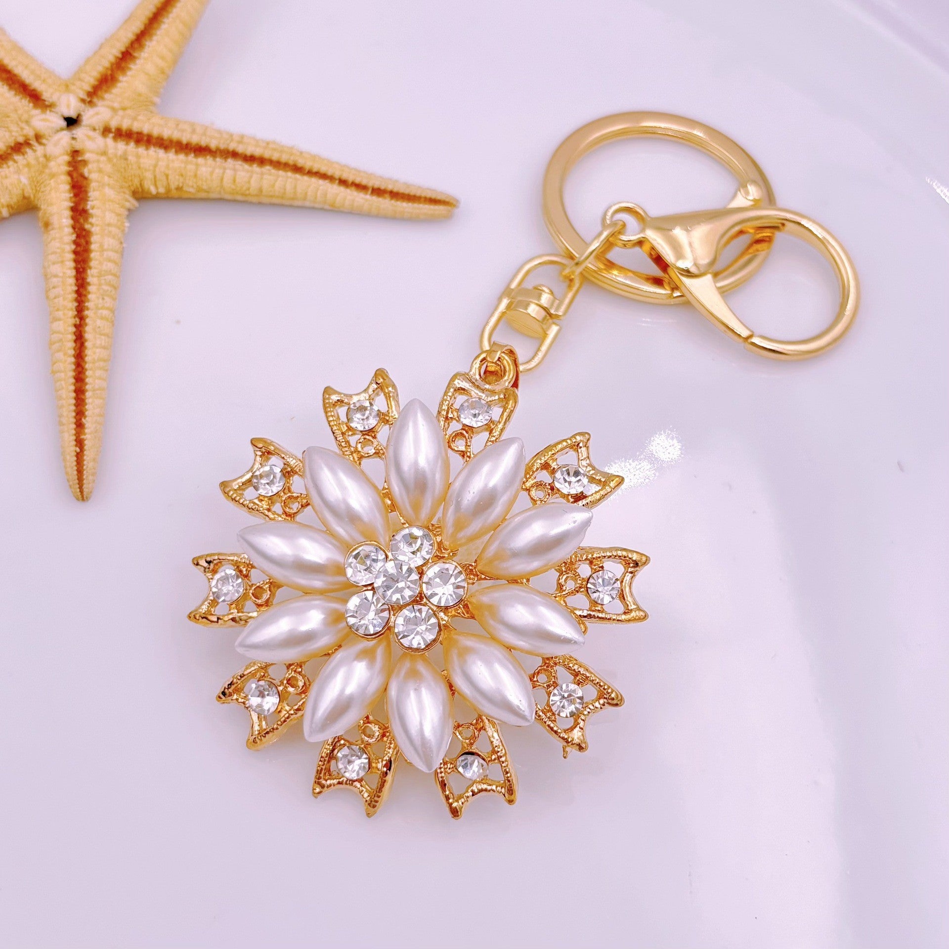[Clearance specials] Cross-border European and American alloy diamond-encrusted cute animal keychain car pendant bag pendant