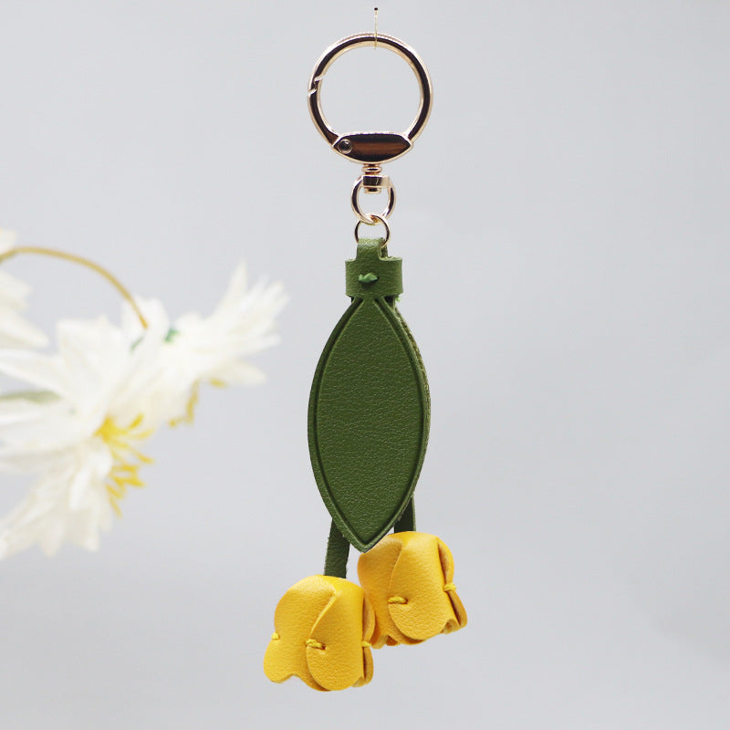 Little red book with tulip keychain cute personality car key bag pendant can be printed logo factory direct sales