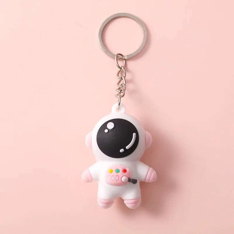 Keychains Astronaut Kawaii Key Chain Spacemen Cute Lovely Pendant Car Key Decoration Cartoon Couple Pendant Friendship Keychain