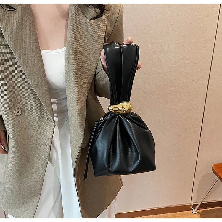 Personalized Soft Leather Clutch Bag Luxury Designer Women Pleated Mini Bucket Pouch Temperament Side Zipper Party Evening Bags