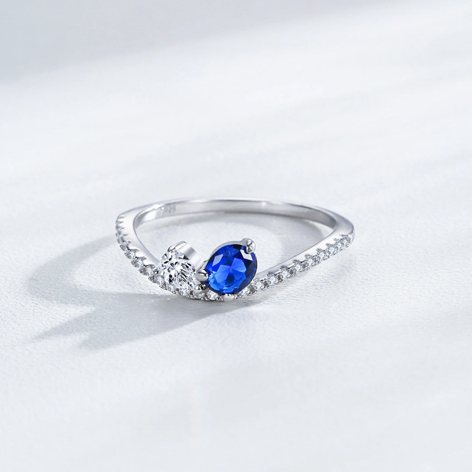 Ailmay 925 Sterling Silver Sparkling Blue White Finger Ring For Women Girls Party Fashion Stackable Fine Jewelry