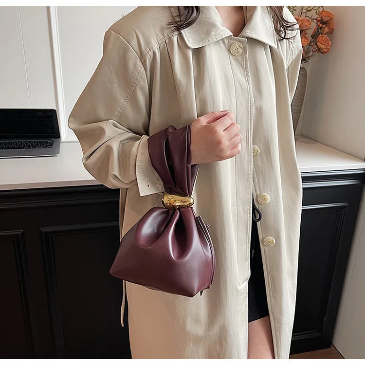 Personalized Soft Leather Clutch Bag Luxury Designer Women Pleated Mini Bucket Pouch Temperament Side Zipper Party Evening Bags