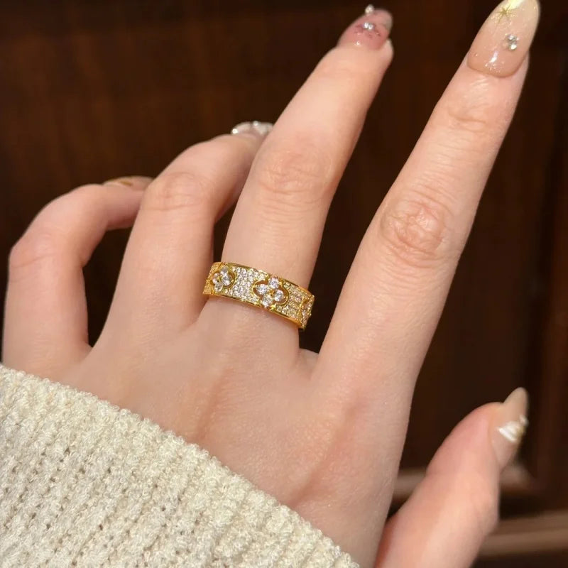 Original Design Fashion New Crystal Flower Adjustable Ring Women Personalized Stainless Steel Ring Luxury Jewelry Accessories