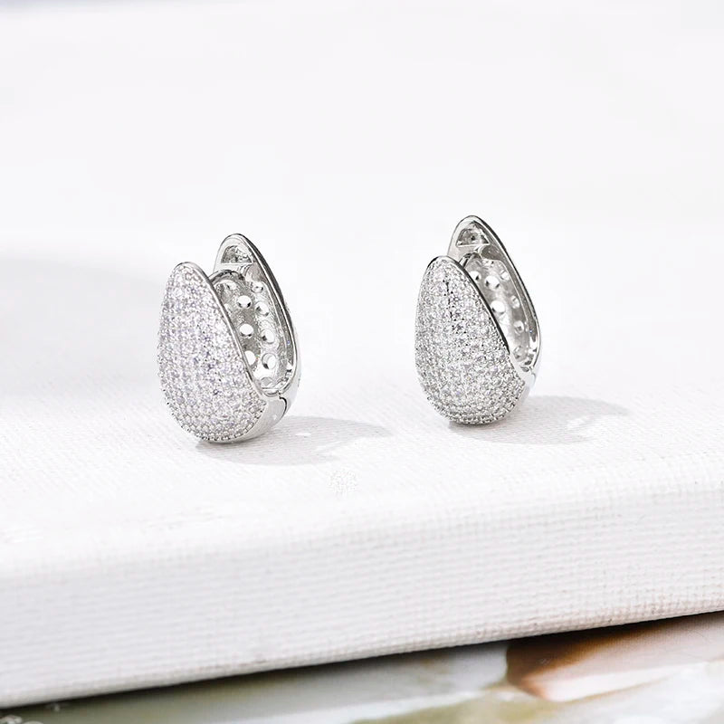 Luxury Elegant AAAA Zirconia Pave Huggie Hoop Earrings Woman Geometric U Shape Bridal Wedding Engagement Daily Vintage Jewelry