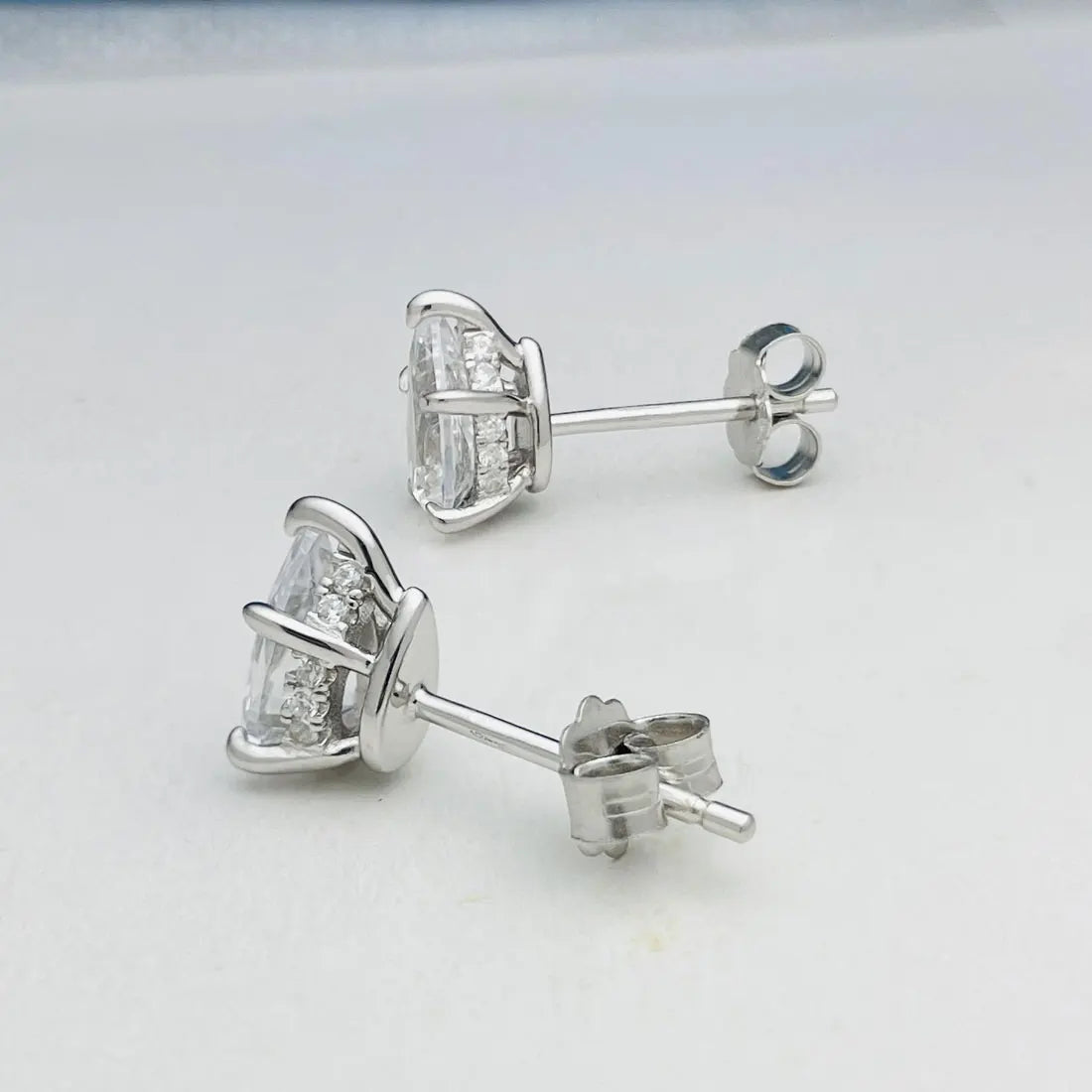 DEZO Total 2.0cttw Pear Cut Moissanite Earring For Women Solid 925 Sterling Silver Stud Earrings VVS D Color GRA Certificate