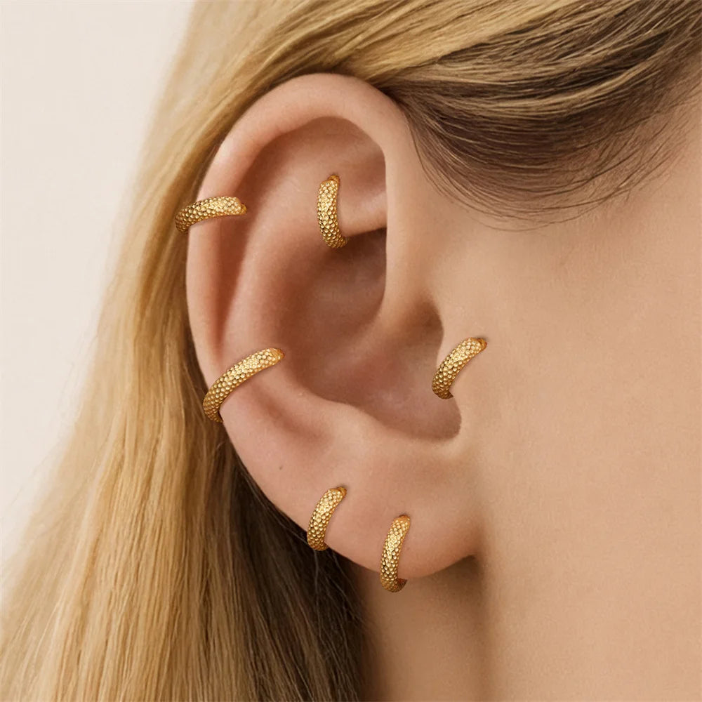 Aide 1pc 925 Sterling Silver Hammered Huggie Hoop Earring 6/8/10mm Textured Clicker Cartilage Hoop for Women Trendy Ear Stacking