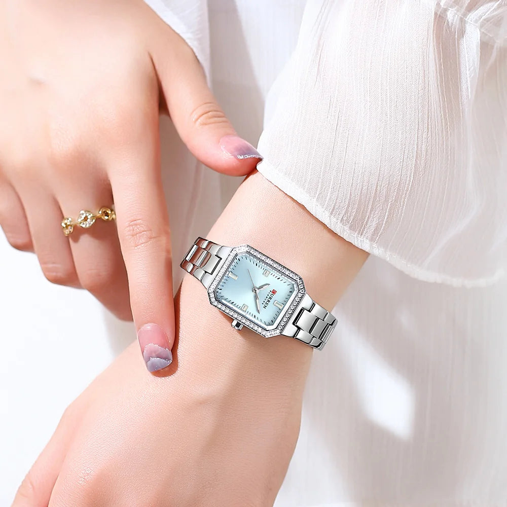 CURREN 9102 Women's Small Square Quartz Watch Waterproof Diamond Women's Watch