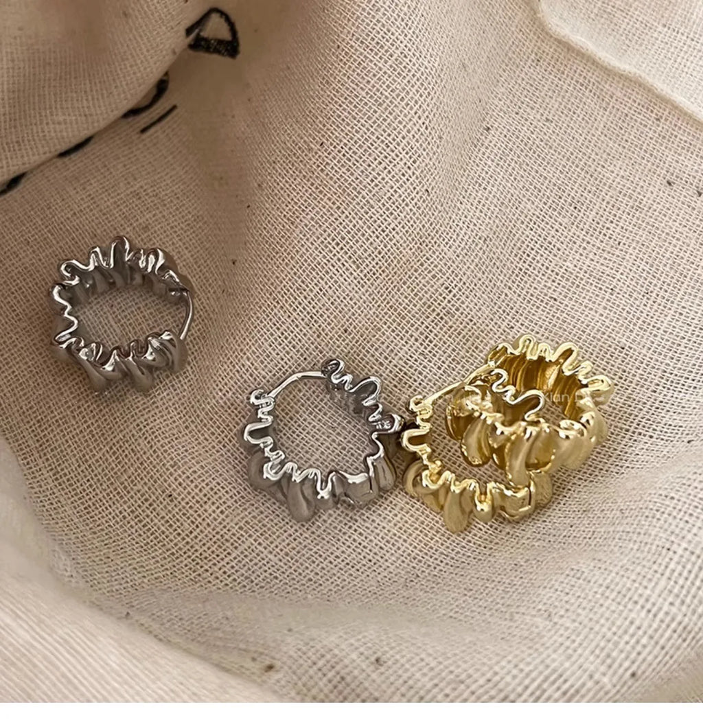 Metal Huggie Earrings Crinkle Molten Irregular Hoop Geometric Gold Silver Alloy Minimalist Women Small Jewelry Wear Gift Party
