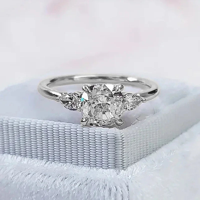 CAOSHI Stylish Luxury Bright Zirconia Rings for Women Fashion 3 Colors Available Finger Jewelry Lady Engagement Accessories Gift