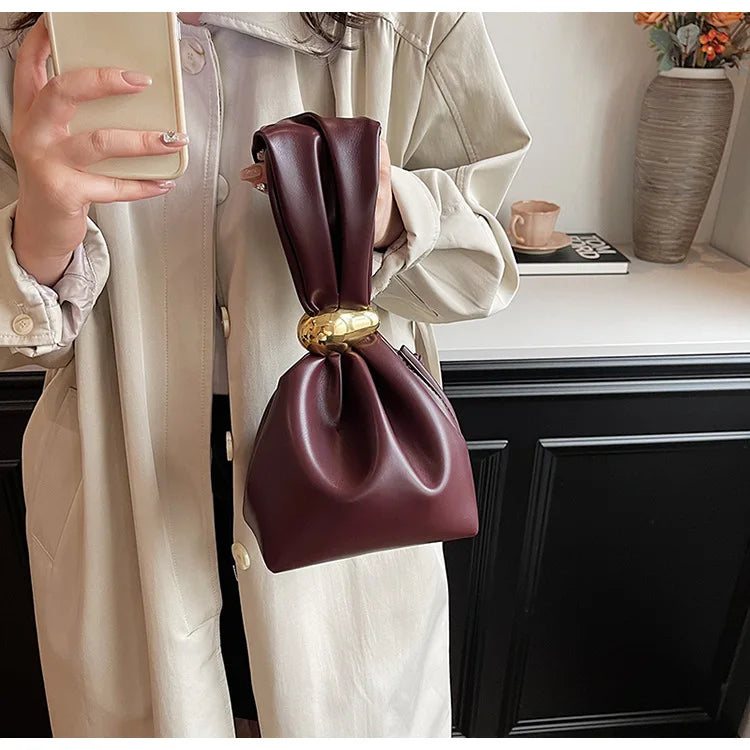 Personalized Soft Leather Clutch Bag Luxury Designer Women Pleated Mini Bucket Pouch Temperament Side Zipper Party Evening Bags