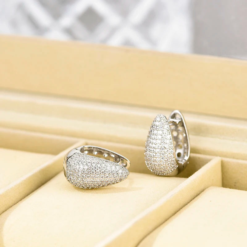 Luxury Elegant AAAA Zirconia Pave Huggie Hoop Earrings Woman Geometric U Shape Bridal Wedding Engagement Daily Vintage Jewelry