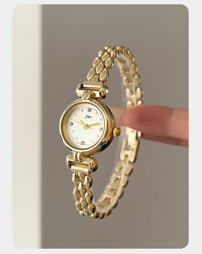 Women's Watch Simple Retro Bracelet Watches Small and Exquisite Versatile Steel Belt Ladies Fashion Quartz Clock Wristwatches