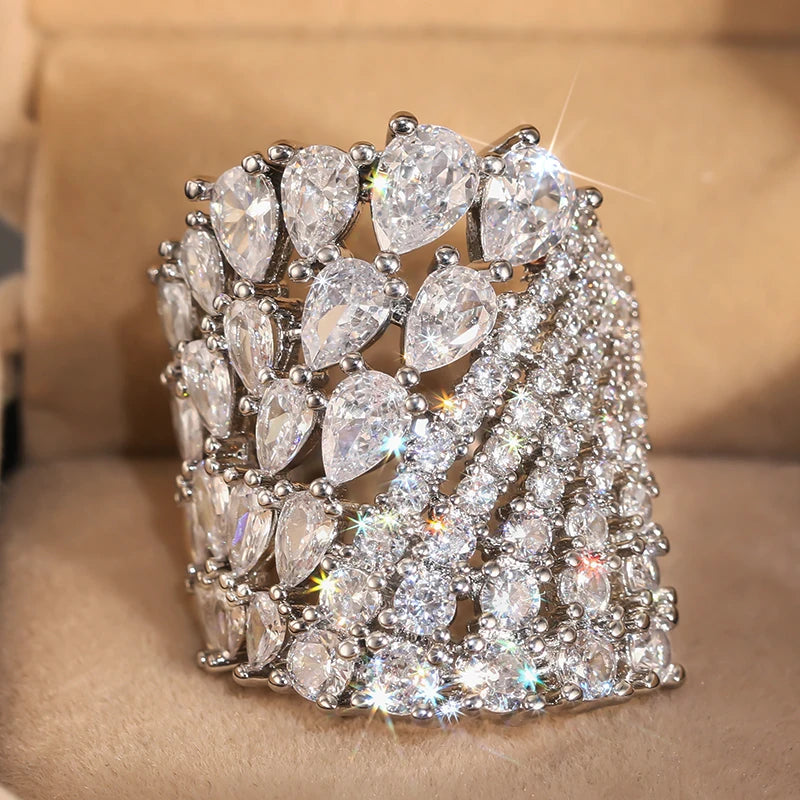 Huitan Luxury Geometric Women Ring Full Sparkling Round/Pear CZ Party Accessories Trendy Lady Noble Wedding Chic Jewelry Gift