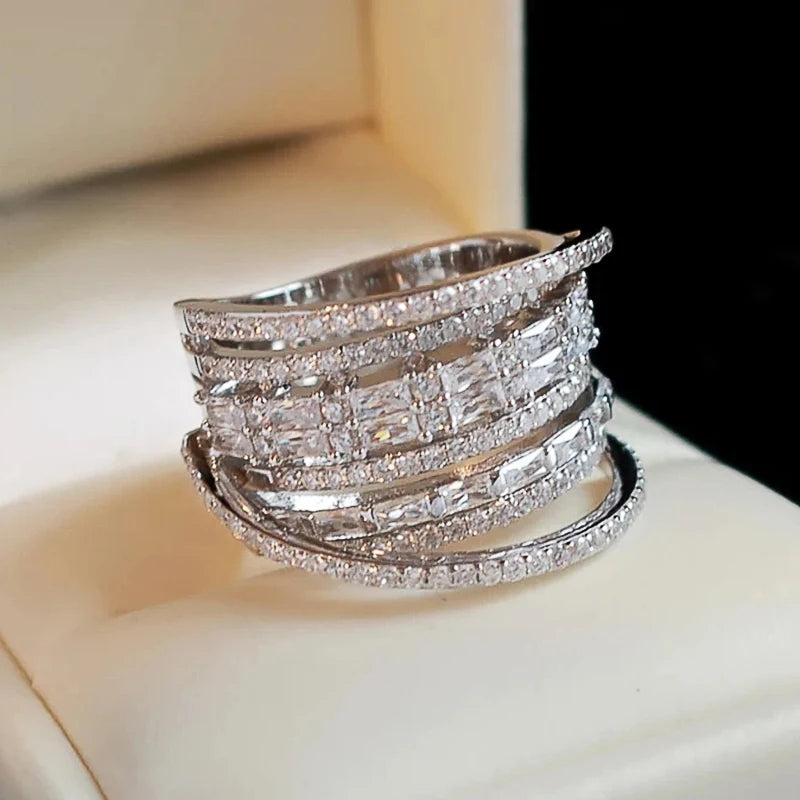 Huitan Fashion Multilayered Shiny Zirconia Ring Luxury Female Wedding Party Jewelry Gorgeous Wide Finger Accessories for Women