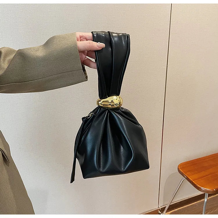 Personalized Soft Leather Clutch Bag Luxury Designer Women Pleated Mini Bucket Pouch Temperament Side Zipper Party Evening Bags