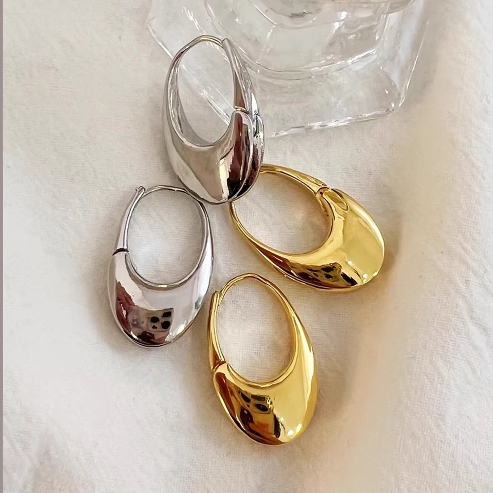 Smooth Metal Chunky Hoop Earrings for Women Girls Fashion Round Elliptic Hollow Circle Hoops Statement Earrings Punk OL Jewelry