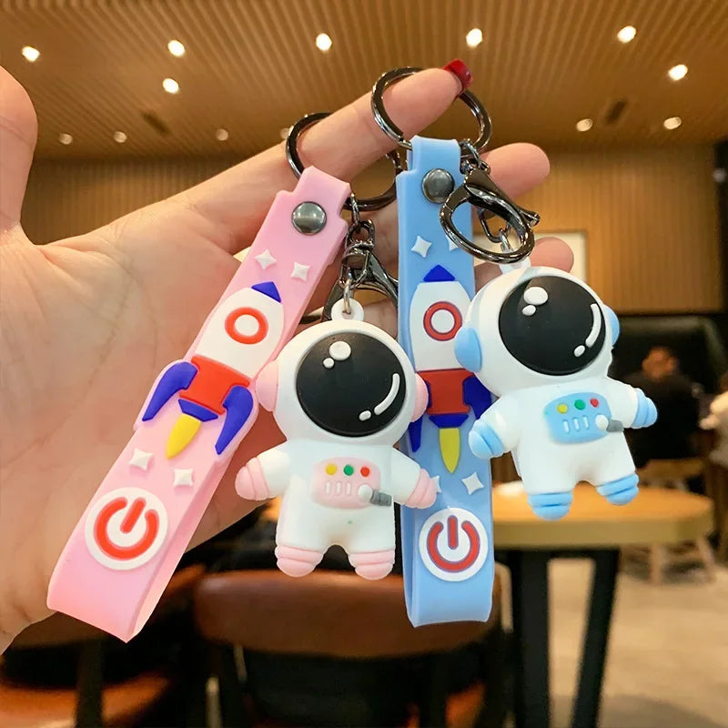 Keychains Astronaut Kawaii Key Chain Spacemen Cute Lovely Pendant Car Key Decoration Cartoon Couple Pendant Friendship Keychain