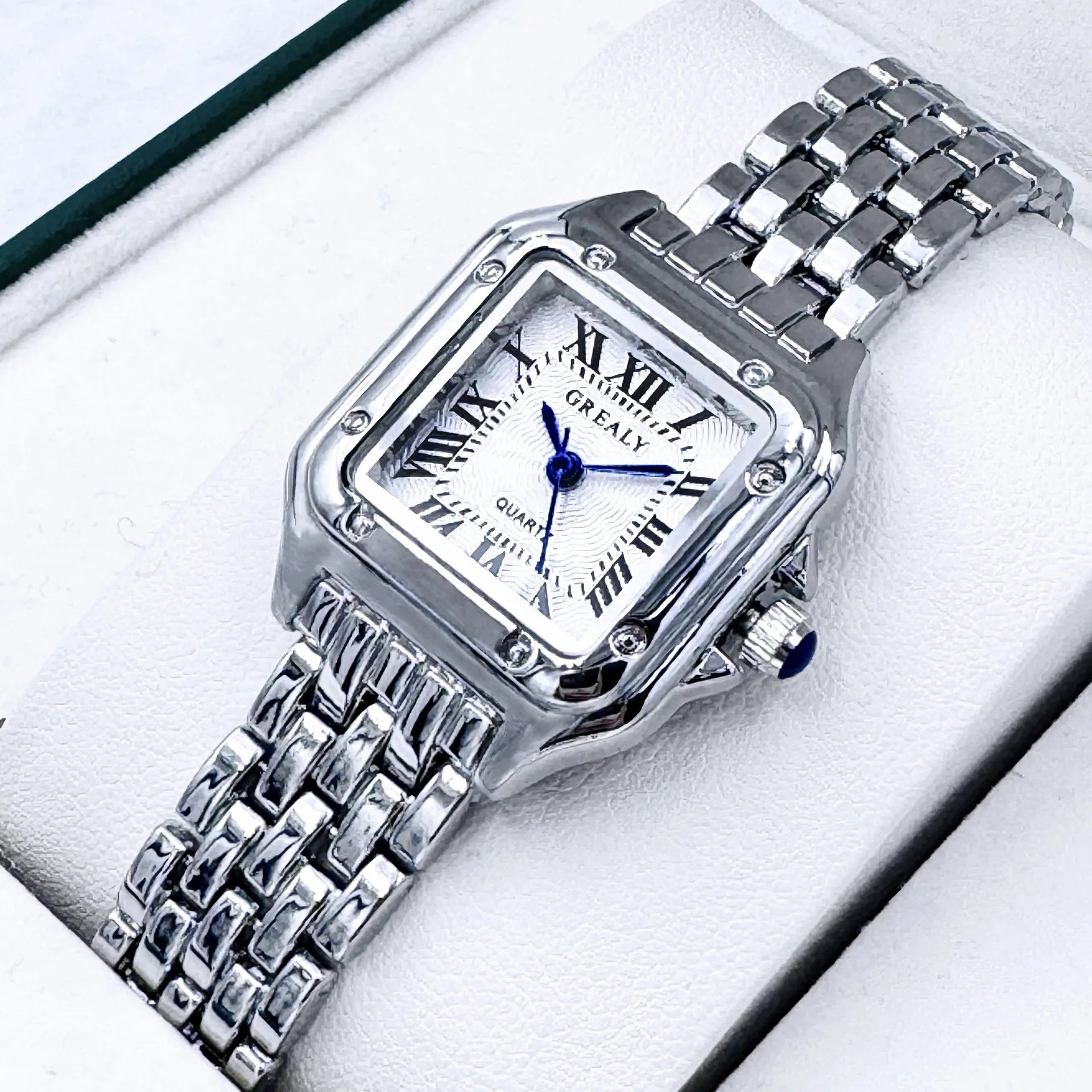 New Women Watch Light Luxury Brand Business Gold Stainless Steel Ladies Fashion Quartz Watches Female Clock Bracelet Wristwatch