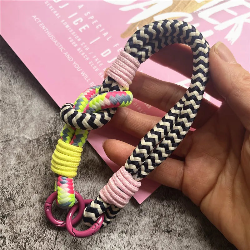 Keychains Contrast Color Key Chain Accessories Luxury Car Keychain Bag Charms for Handbags Exquisite Gift Boyfriend Key Tags