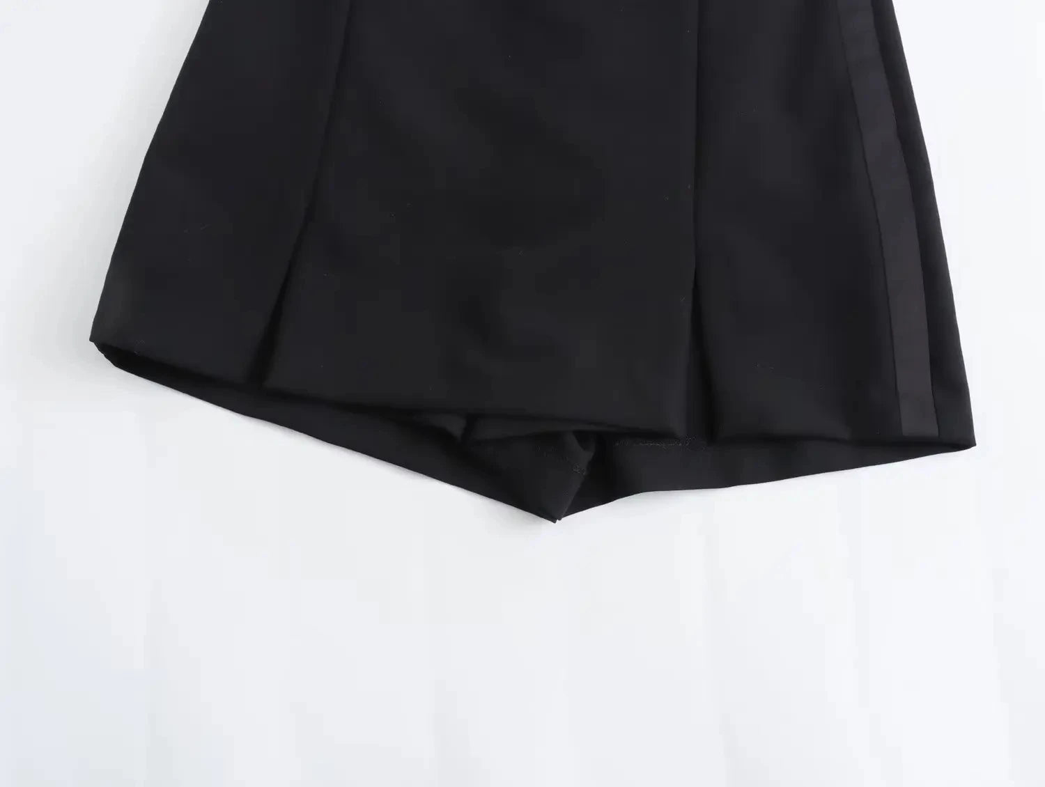 HH Summer Women's Short and Unique Tight Bra 2-piece Set Vintage Elegant Women's High Waist A-line Slim Fit Short Skirt Set