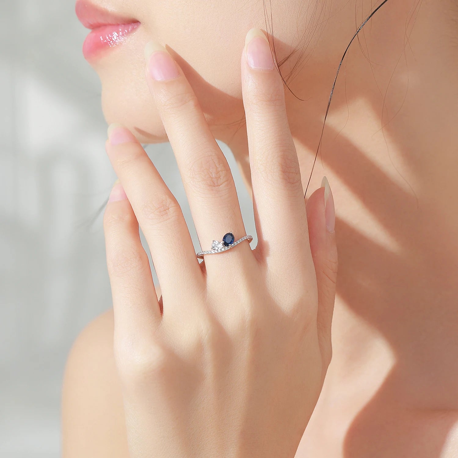 Ailmay 925 Sterling Silver Sparkling Blue White Finger Ring For Women Girls Party Fashion Stackable Fine Jewelry