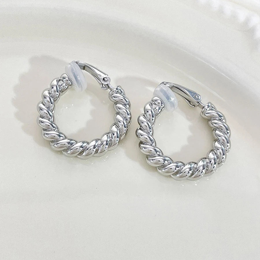 Trendy Twisted Small Hoop Clip Earrings for Women Fashion Thick Chunky Metal Circle Non Pierced Huggie Ear Buckle Jewelry Gift