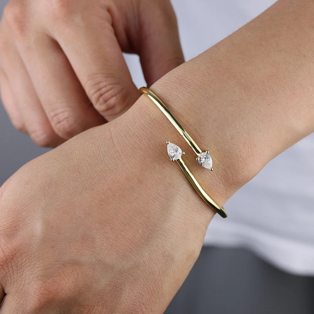 18K Gold Plated Geometric Fashion Women Jewelry 5A Sparking Tear Drop CZ Wrap Open Adjusted Cuff Bangle