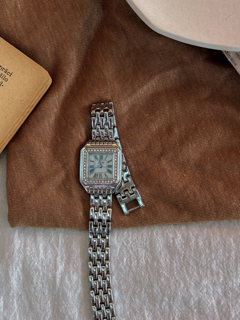 1pc New Arrivals Square Dial Ladies Waterproof Watch, Elegant Simple Style With Roman Numerals And Decoration, Suitable For Dail