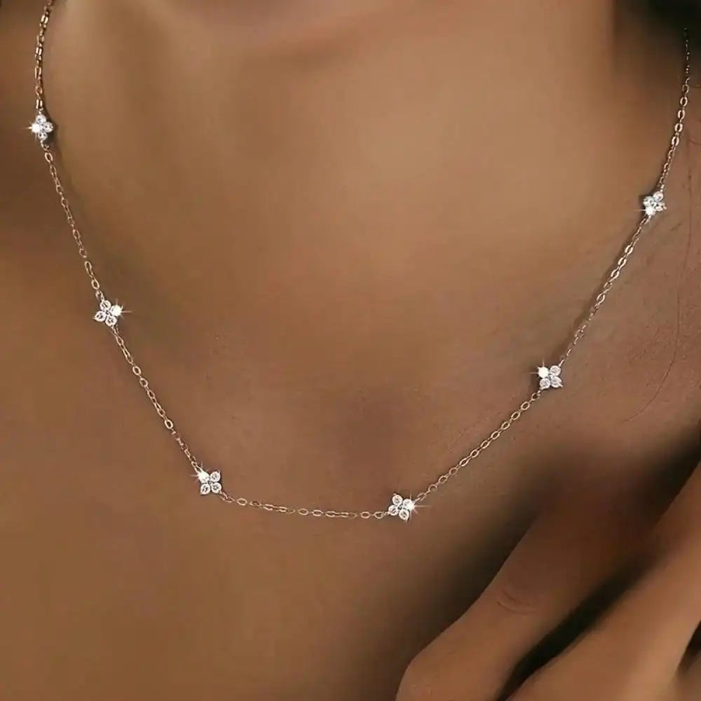 Stainless Steel Zircon Four Leaf Clover Pendant Necklace for Women Girls Simple Elegant Jewelry Gift Lucky Charm Chain