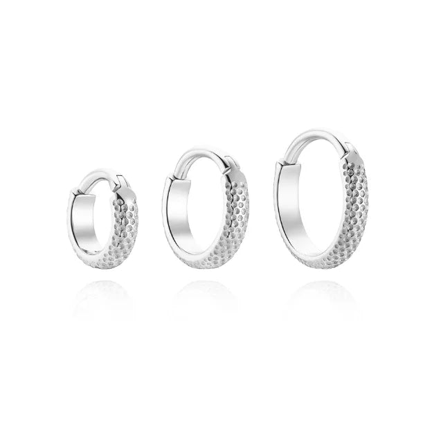 Aide 1pc 925 Sterling Silver Hammered Huggie Hoop Earring 6/8/10mm Textured Clicker Cartilage Hoop for Women Trendy Ear Stacking
