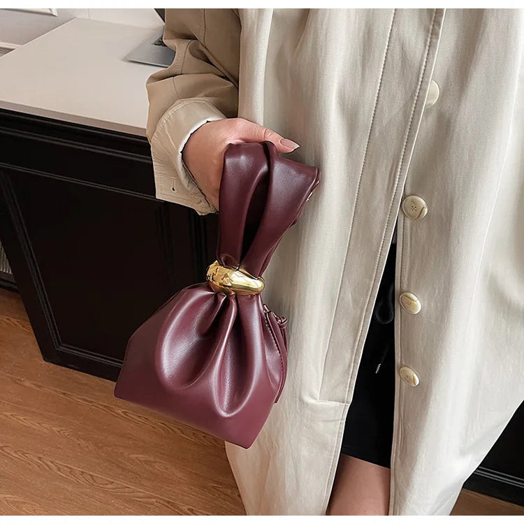 Personalized Soft Leather Clutch Bag Luxury Designer Women Pleated Mini Bucket Pouch Temperament Side Zipper Party Evening Bags